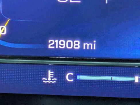 Used 2024 Chevrolet Silverado 1500 High Country w/ Technology Package image 20