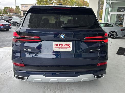 New 2026 BMW X5 sDrive40i w/ Premium Package image 4