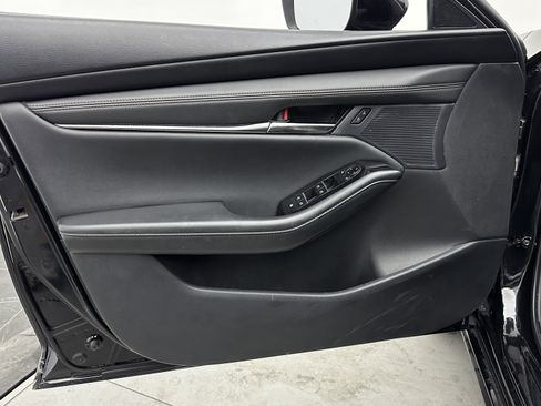 Used 2024 MAZDA MAZDA3 s image 10