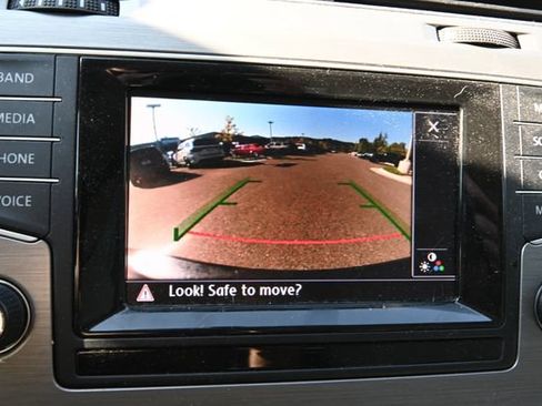 Used 2015 Volkswagen Golf TDI SE FWD image 12