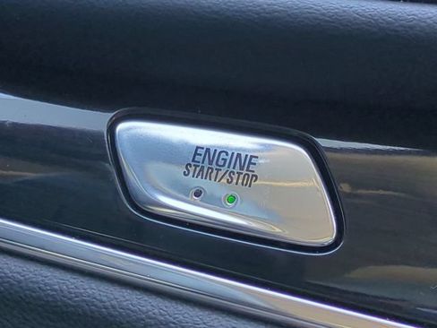 Used 2024 Buick Enclave Essence FWD image 36