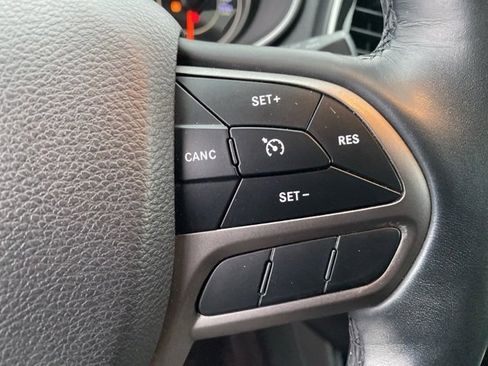 Certified 2019 Jeep Cherokee Limited w/ Trailer Tow Group image 21