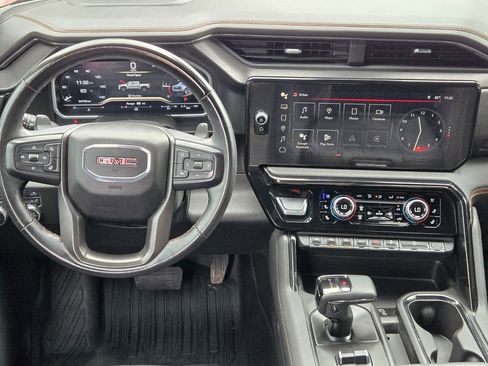 Used 2023 GMC Sierra 1500 AT4 w/ Technology Package AWD/4WD image 23