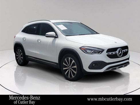 Certified 2022 Mercedes-Benz GLA 250 image 1