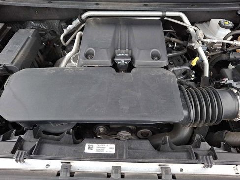 Used 2023 GMC Canyon AT4 w/ AT4 Premium Package image 30