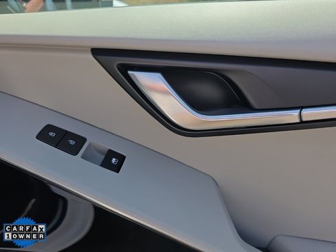Used 2023 Kia Niro Wave image 70