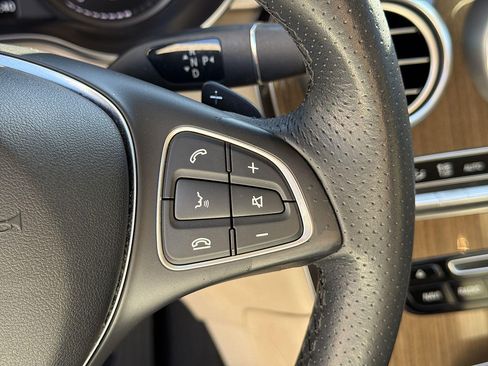 Used 2018 Mercedes-Benz GLC 300 image 36