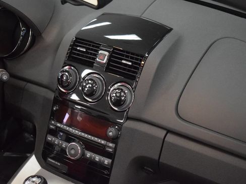 Used 2007 Saturn Sky Base 2dr Convertible w/ Premium Trim Pkg image 39