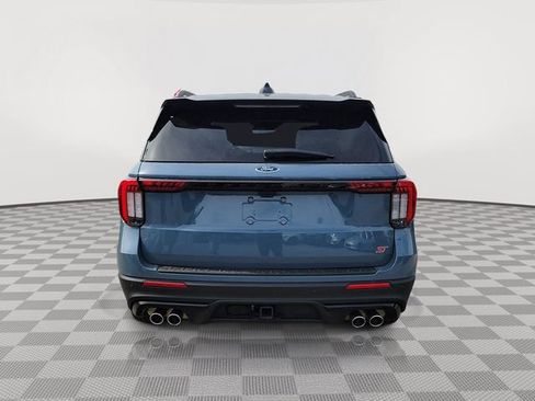 Certified 2025 Ford Explorer ST AWD/4WD image 4