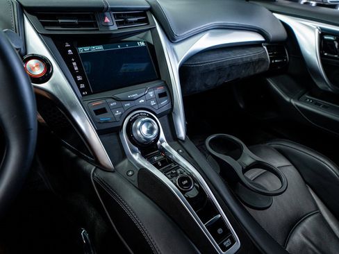 Used 2018 Acura NSX image 48