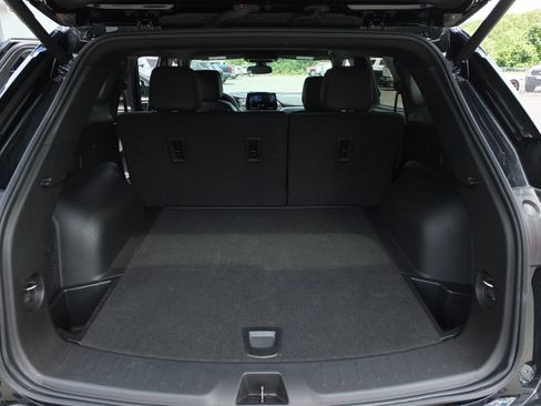 Used 2025 Chevrolet Blazer RS FWD image 15