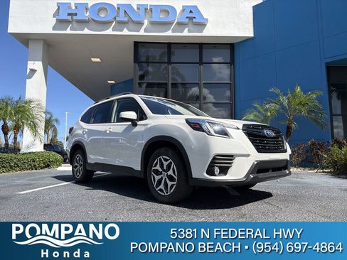 Used 2022 Subaru Forester Premium w/ Popular Package #2 image 1