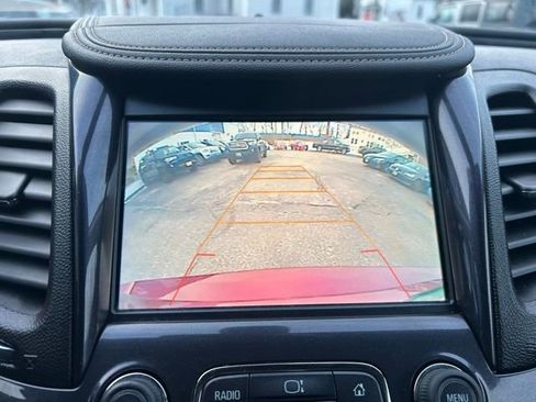 Used 2016 Chevrolet Impala LT w/ Convenience Package image 24