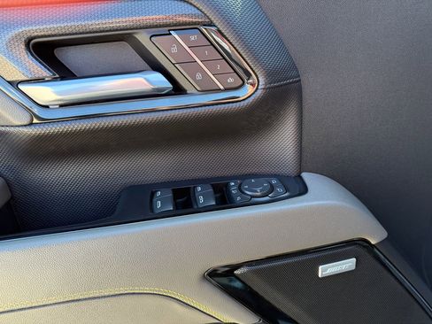 Used 2024 Chevrolet Silverado 2500 ZR2 w/ Technology Package image 19