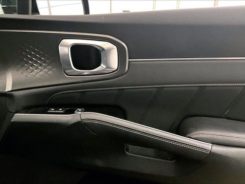 Used 2022 Kia Sorento SX image 23