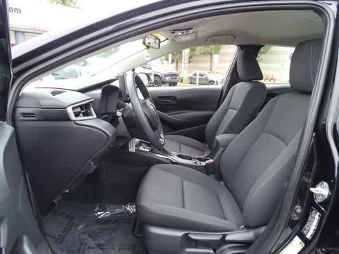 Certified 2023 Toyota Corolla LE FWD image 18