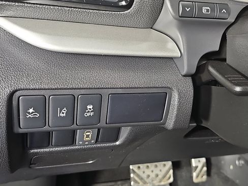 Used 2022 Mitsubishi Eclipse Cross SE AWD/4WD image 27