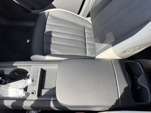 New 2026 Kia EV9 GT-Line image 14