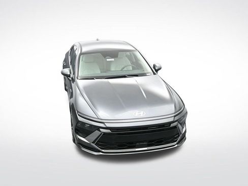 New 2026 Hyundai Sonata SEL FWD image 25