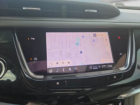 Used 2025 Cadillac XT6 Premium Luxury AWD/4WD image 36