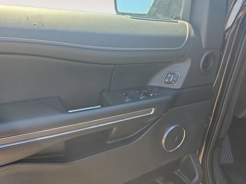 Certified 2023 Ford Expedition XLT AWD/4WD image 10