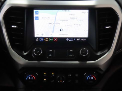 Certified 2023 GMC Acadia SLT image 13