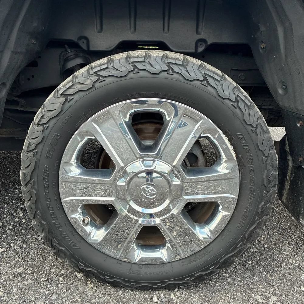 Used 2017 Toyota Tundra 1794 Edition AWD/4WD image 18