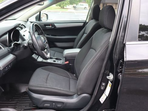 Used 2018 Subaru Outback 2.5i Premium AWD/4WD image 19