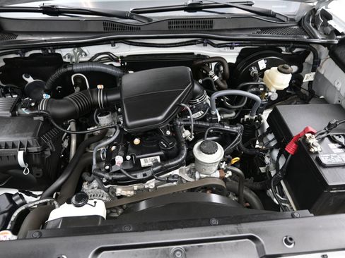 Used 2022 Toyota Tacoma SR image 15