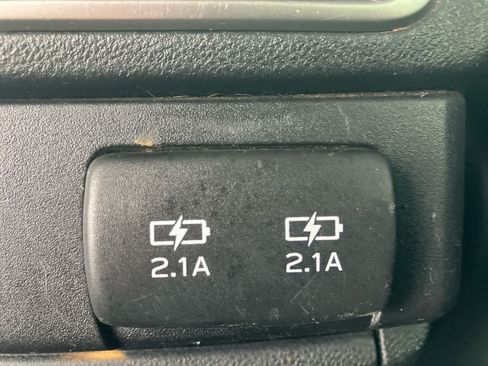 Used 2019 Subaru Ascent Limited w/ Popular Package #2 AWD/4WD image 39