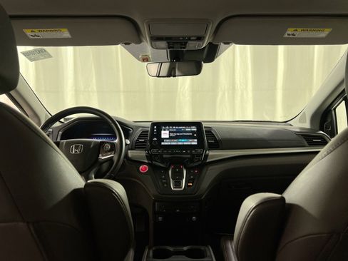 Used 2018 Honda Odyssey Touring image 17