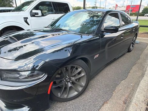Used 2020 Dodge Charger Scat Pack RWD image 1