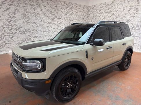 Used 2025 Ford Bronco Sport Big Bend w/ Black Appearance Package AWD/4WD image 3