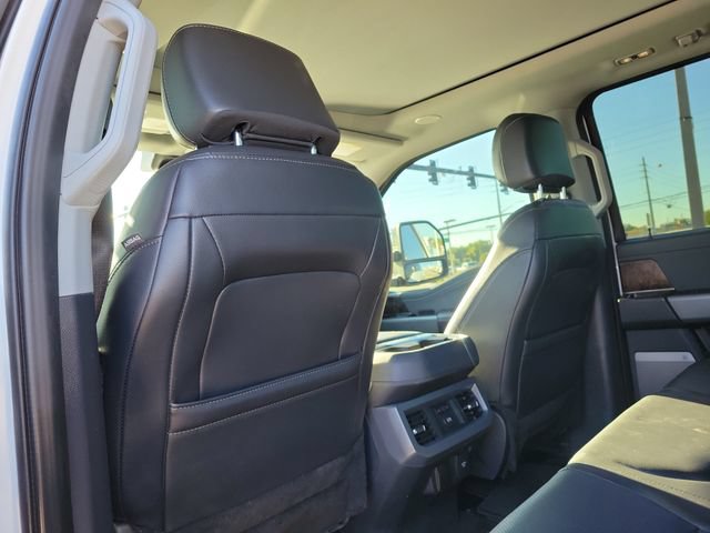 Used 2024 Ford F250 Lariat w/ Lariat Ultimate Package AWD/4WD image 11