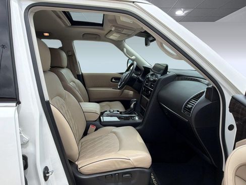 Used 2022 Nissan Armada Platinum w/ Captain's Chairs Package RWD image 31