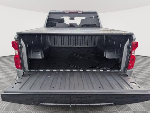 Used 2023 Chevrolet Silverado 1500 Custom AWD/4WD image 12