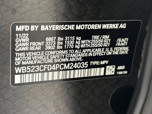 Used 2023 BMW iX xDrive50 w/ Premium Package image 19