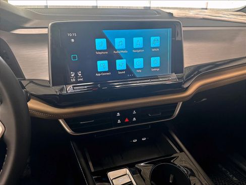 New 2026 Volkswagen Atlas Cross Sport SE FWD image 6
