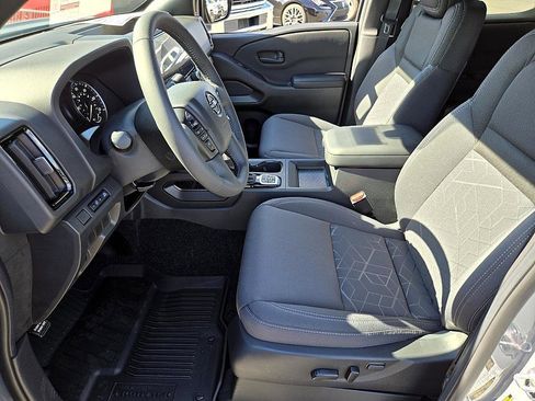 New 2026 Nissan Frontier SV image 9