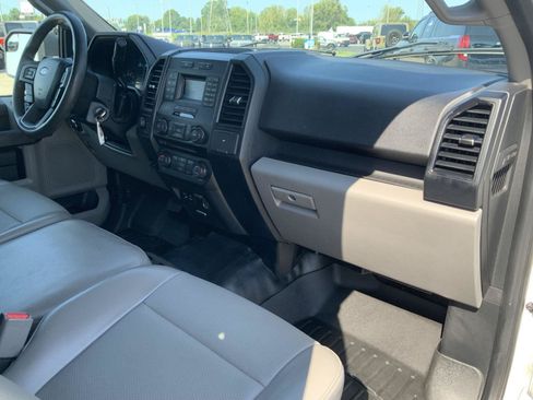 Used 2015 Ford F150 XL w/ Equipment Group 101A Mid AWD/4WD image 46