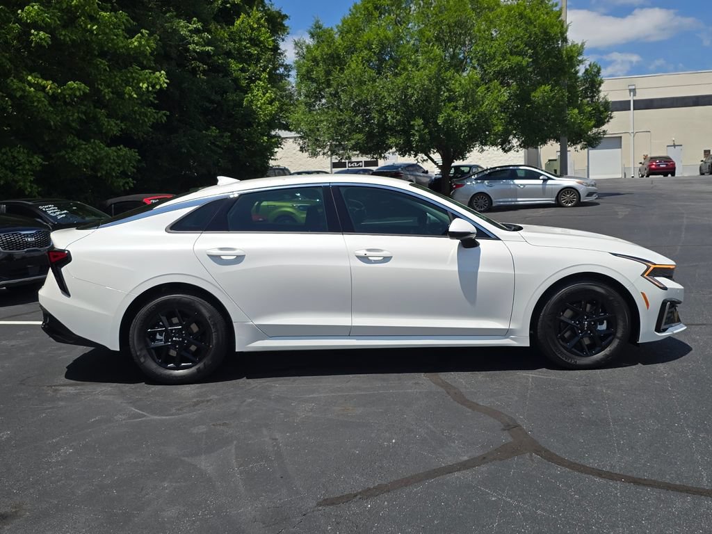 New 2026 Kia K5 LXS FWD image 2