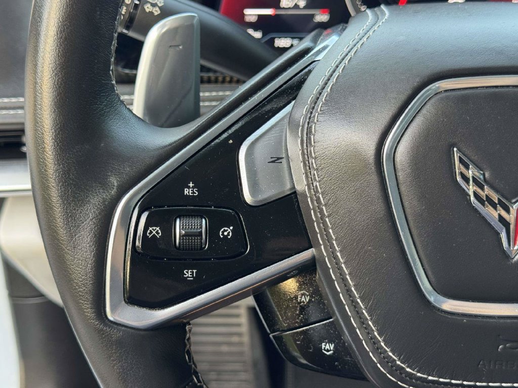 Used 2022 Chevrolet Corvette Stingray Premium Conv w/ Z51 Performance Package RWD image 12