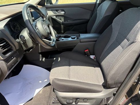 Used 2023 Nissan Rogue SV AWD/4WD image 15