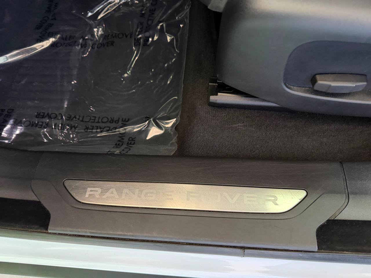 Used 2018 Land Rover Range Rover Velar S AWD/4WD image 15
