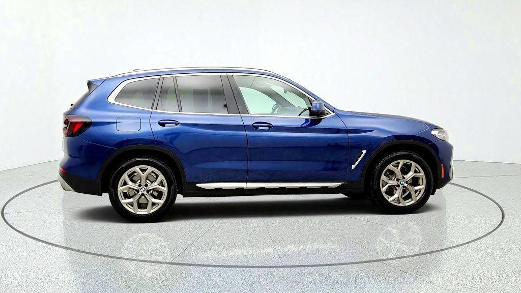 Used 2024 BMW X3 xDrive30i w/ Convenience Package AWD/4WD image 4