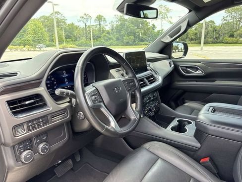 Used 2023 Chevrolet Tahoe Z71 w/ Luxury Package AWD/4WD image 20