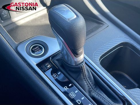 Used 2024 Nissan Sentra SV image 21