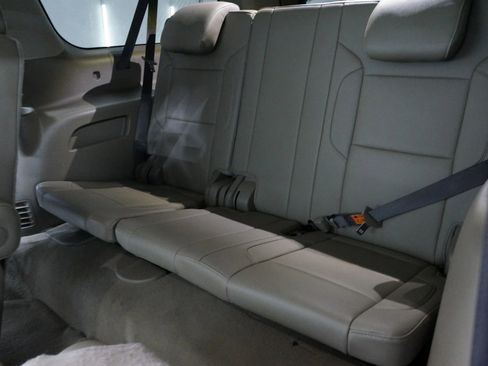 Used 2020 Chevrolet Suburban LT w/ Max Trailering Package image 30