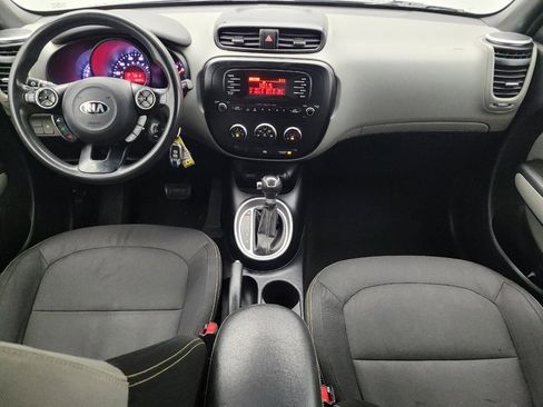 Used 2014 Kia Soul + FWD image 22