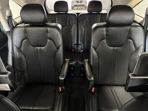 Used 2023 Kia Sorento SX FWD image 19